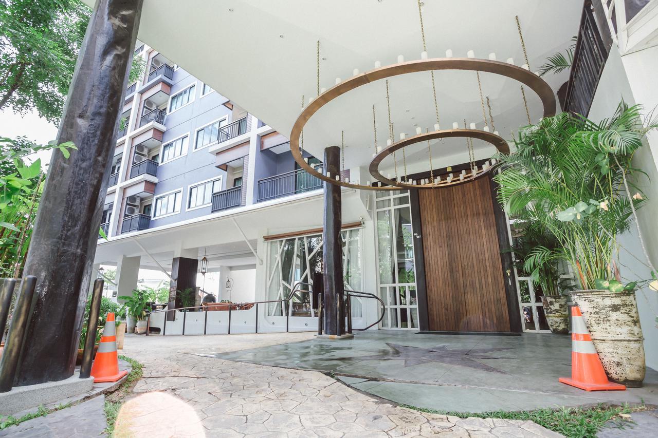 Icheck Inn Trams Square Chiang Mai Exterior foto