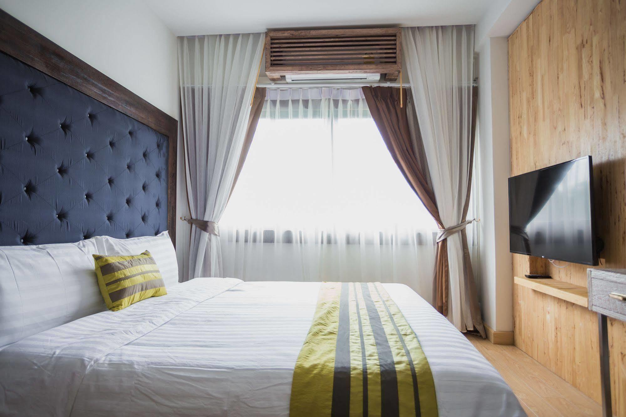 Icheck Inn Trams Square Chiang Mai Exterior foto